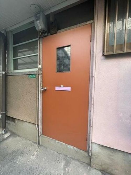 福岡県北九州市戸畑区沢見2丁目(アパート)の賃貸物件の玄関