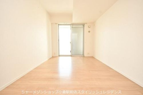 小倉D.C.TOWERの内装