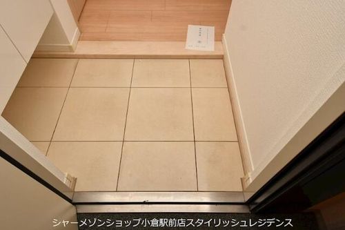 小倉D.C.TOWERの玄関