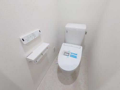 西宮今津山中町 ガレージハウス302の内装