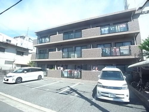 ソレアード上甲子園101の外観