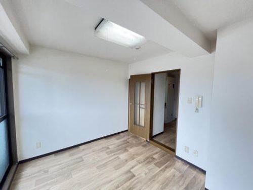 MOMO仁川303の居間