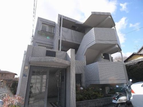 ルミエール花屋敷の外観