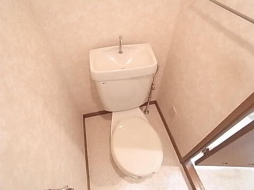 ラヴールイナダIの内装