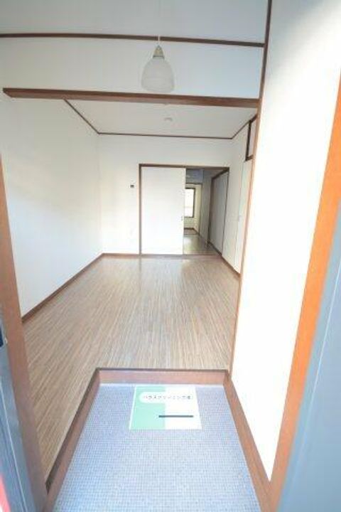 メゾン浜寺の玄関