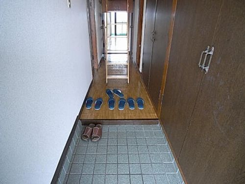 赤崎ビル404の玄関