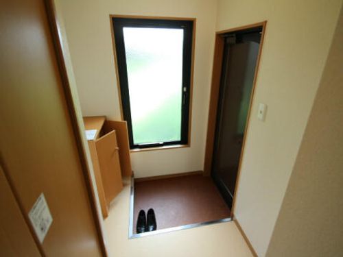 スマート花屋敷の玄関