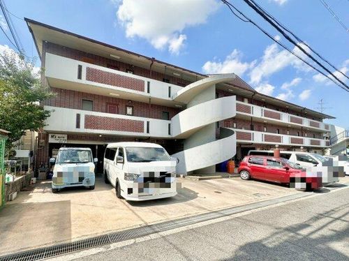 Rinon津々山台の外観