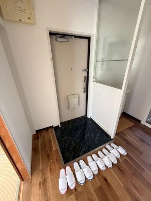公社清和台住宅14号棟107の玄関