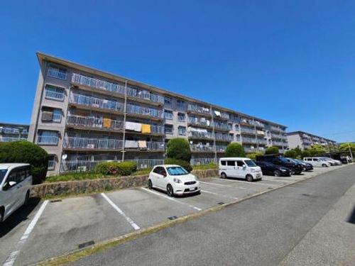 公社清和台住宅14号棟107の外観