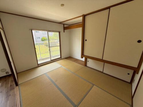 公社清和台住宅14号棟107の内装