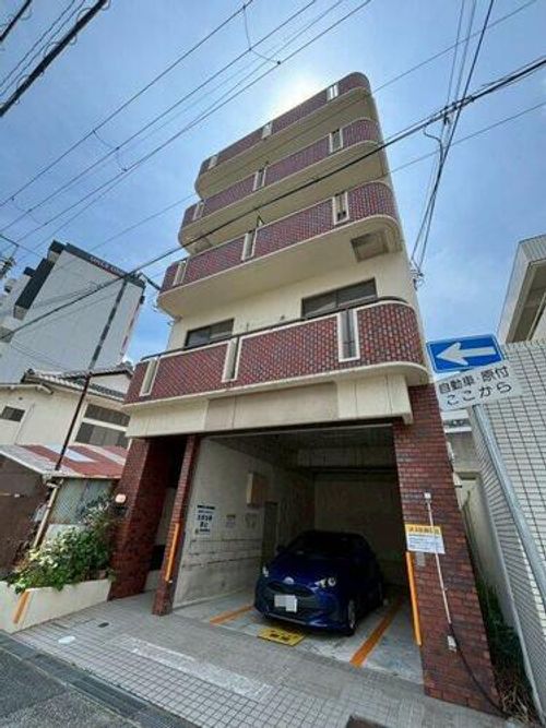 カーサ鹿谷301の外観