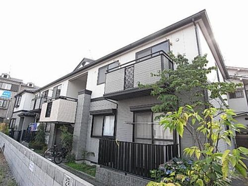 ディアコート加茂の玄関