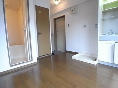 光陽川西マンション502の居間