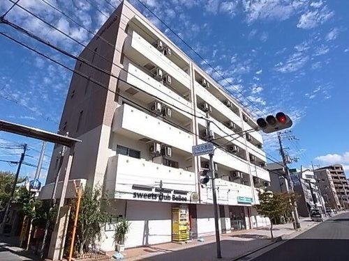 ハッピーハウス川西509の外観
