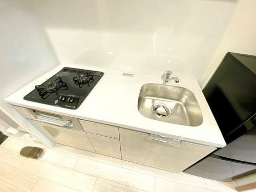 プレサンス難波デヴァンテのキッチン