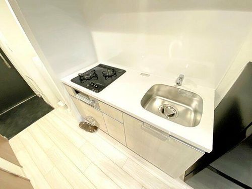 プレサンス難波デヴァンテのキッチン