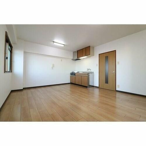 愛知県清須市西枇杷島町辰新田(マンション)の賃貸物件3Cの内装