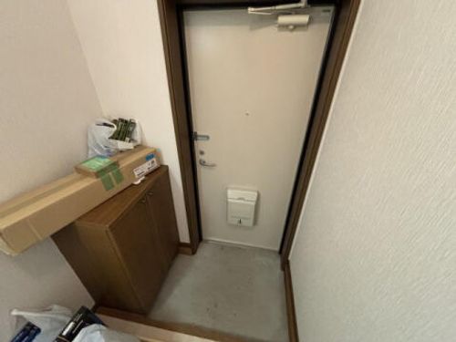 ハイツ木下103の玄関
