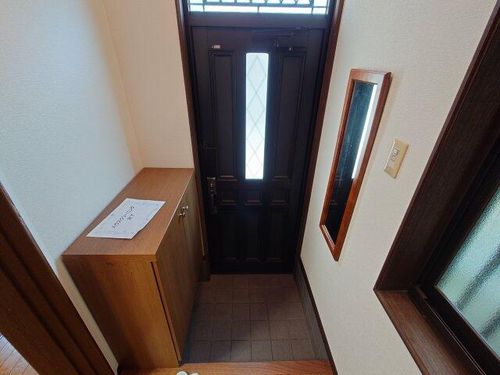 兵庫県西宮市上大市4丁目(一戸建)の賃貸物件の玄関