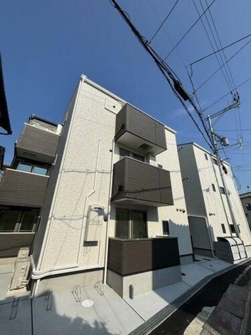 ドエル小花の外観