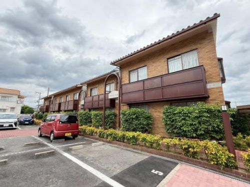 ロイヤルオーク102の外観