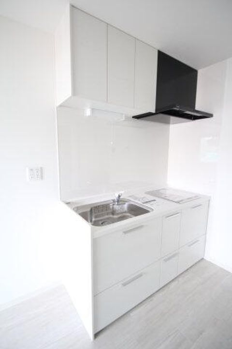 ガーデン花屋敷102のキッチン