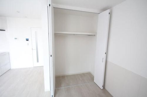 ガーデン花屋敷102の内装