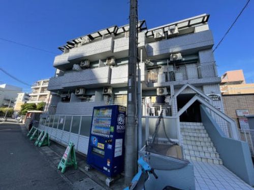 ダイドーメゾン西宮北口X202の外観