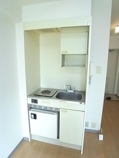 ダイドーメゾン西宮北口X202のキッチン