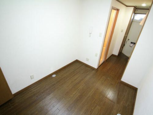 花屋敷日進ビルB307の内装