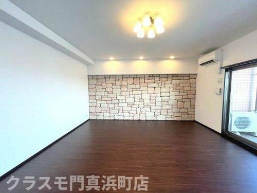 プレジオ新大阪EUROの居間