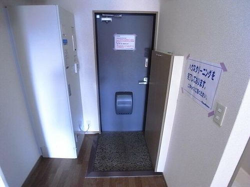 ベル・エポック・ヒロタ202の玄関