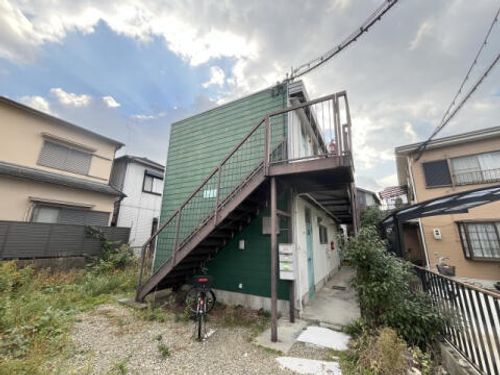 若草ハイツの外観