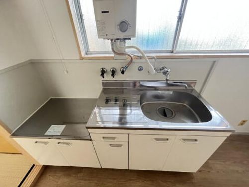 若草ハイツのキッチン