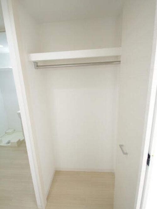 ONLYONE川西小花801の内装