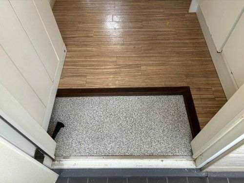 城北ハイツ206の玄関