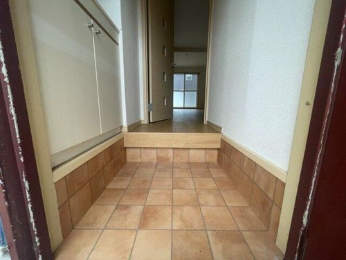 兵庫県姫路市網干区坂上(アパート)の賃貸物件の玄関