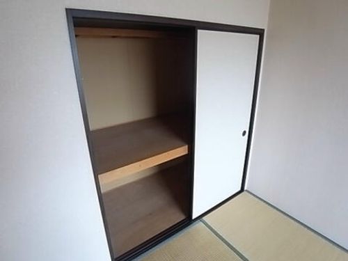 乾ハイツB202の内装