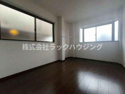 大阪府門真市栄町(マンション)の賃貸物件の居間