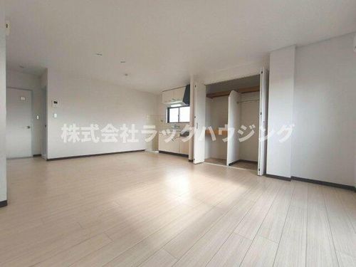 大阪府門真市栄町(マンション)の賃貸物件の居間