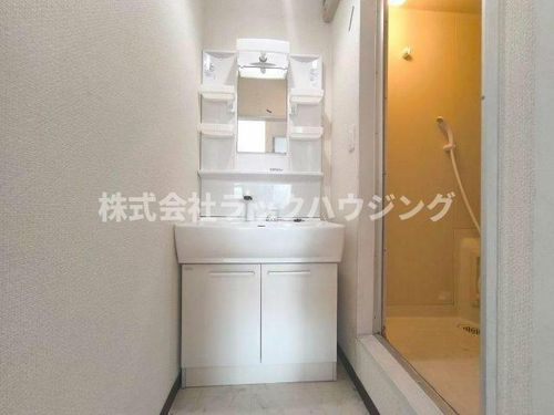 大阪府門真市栄町(マンション)の賃貸物件の玄関