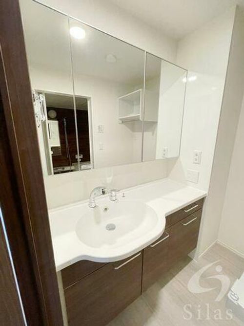 兵庫県西宮市甲子園六石町(アパート)の賃貸物件の内装