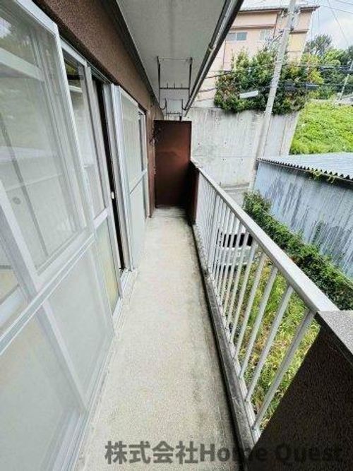 玉手山内外ハイツの内装