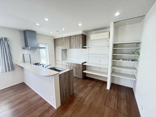 兵庫県宝塚市青葉台1丁目(一戸建)の賃貸物件のキッチン