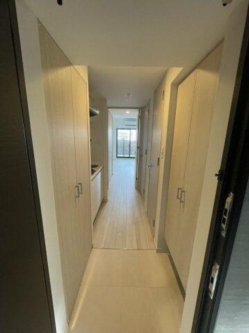 S-RESIDENCE難波大国町Deuxの玄関