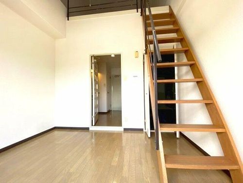 芸大ヒルズの内装