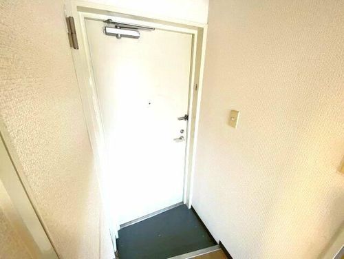 芸大ヒルズの玄関