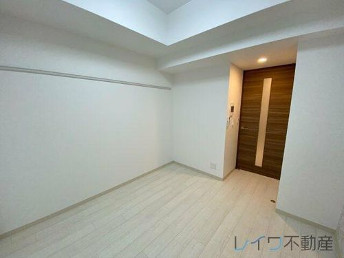 エステムコート難波サウスプレイスⅧハイドの居間