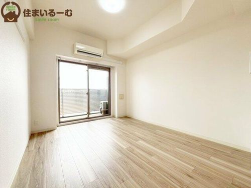 プレサンス大阪福島シエルの居間